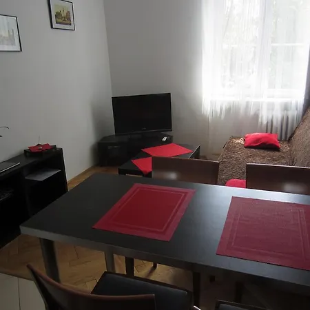 Unique Center Apartment *